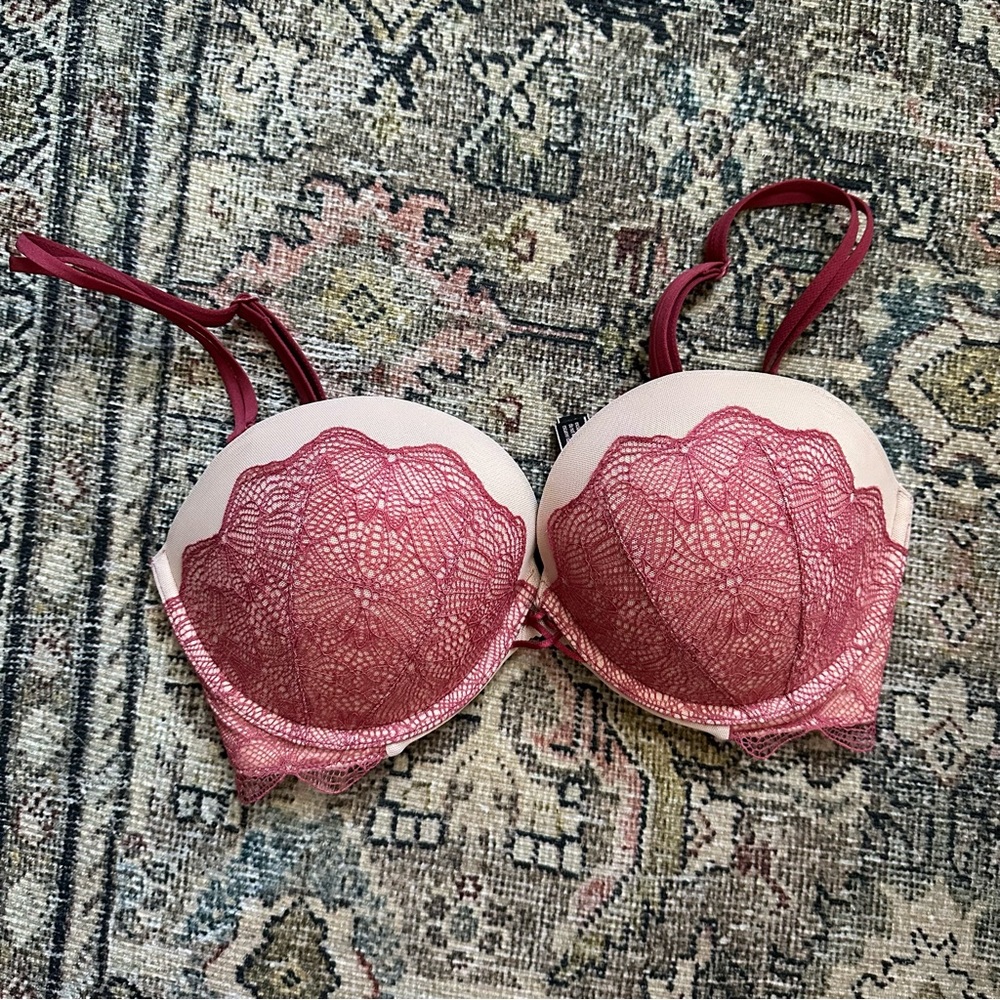 Victoria's Secret Very Sexy Lace Push Up Multi-Way Bra sz 32DD